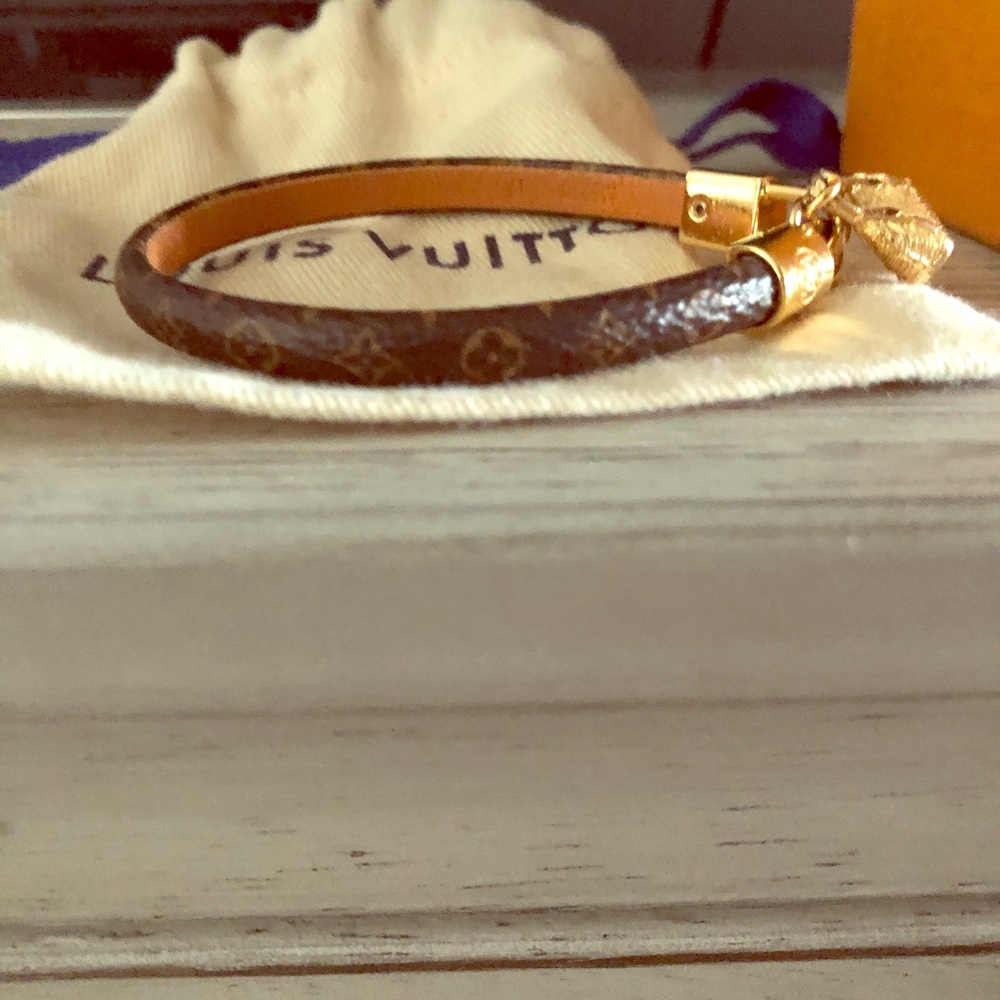 Louis Vuitton Alma Bracelet